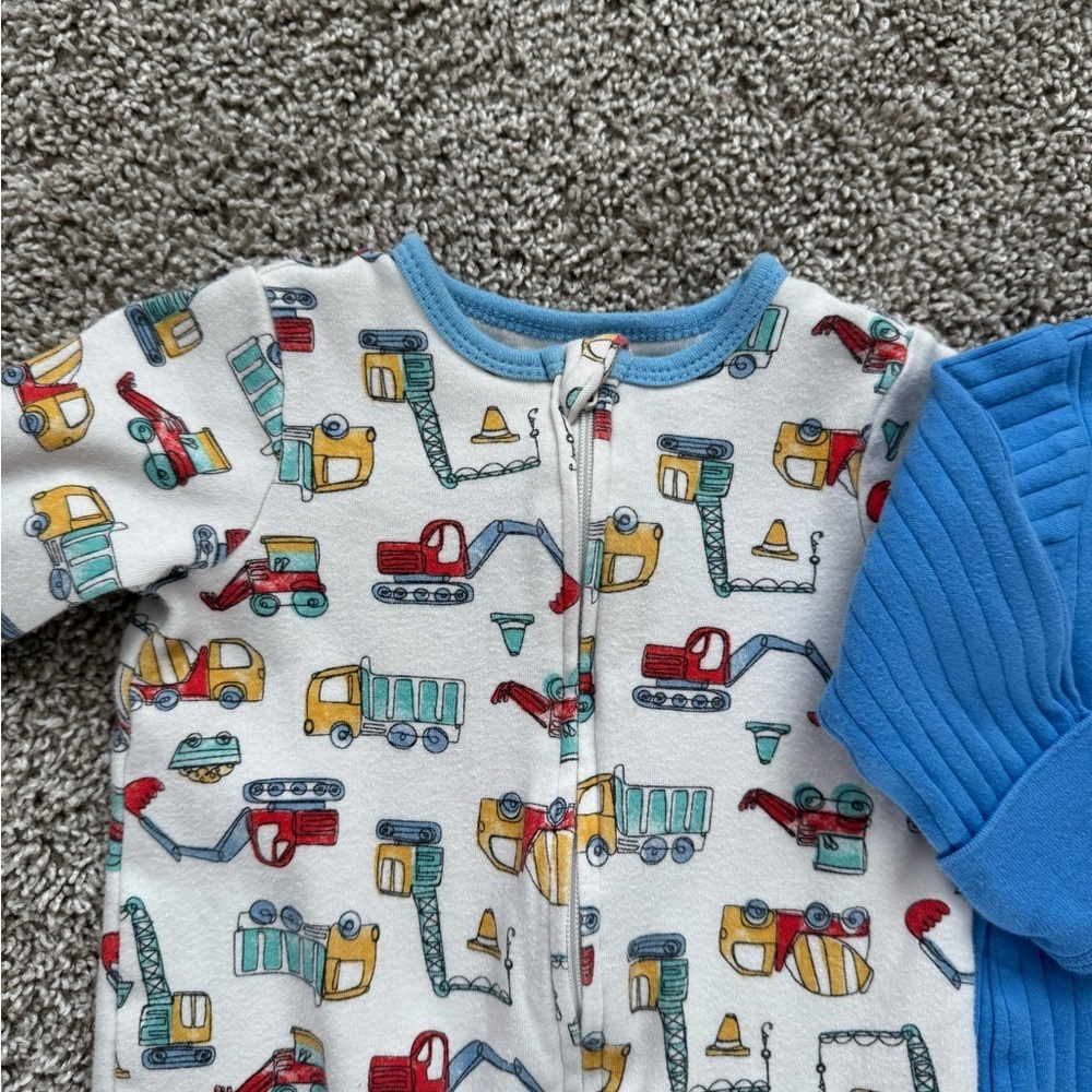 Little Me Baby Boy Footed Sleeper Bundle Pajamas Footies Set Size 0-3 Months - Picture 3 of 9